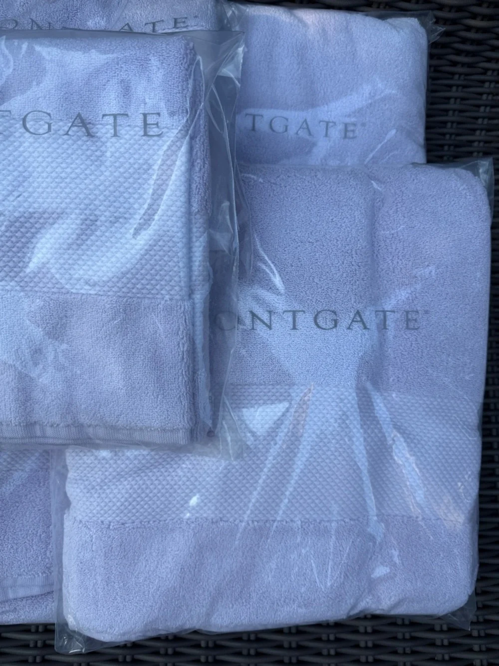Frontgate Resort Towel Bundle - NWT